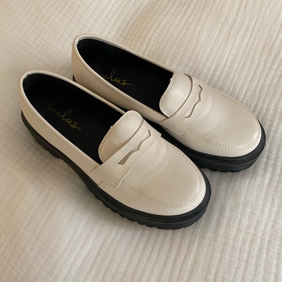Lulu's White Platform Loafers - Picture 2 of 7
